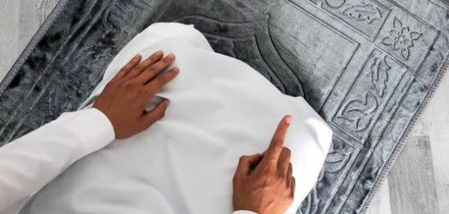 الإسلام ليس شركة عائلية: حقيقة آل البيت والتشهد في الصلاة